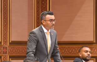 ރާއްޖެއިން ބޭރުގައި ކިޔަވަމުންދާ ދަރިވަރުންނަށް ފައިސާ ދިނުން ލަސްވާތީ ހުށަހެޅި ކުއްލި މައްސަަލަ ބޭރުކޮށްލައިފި